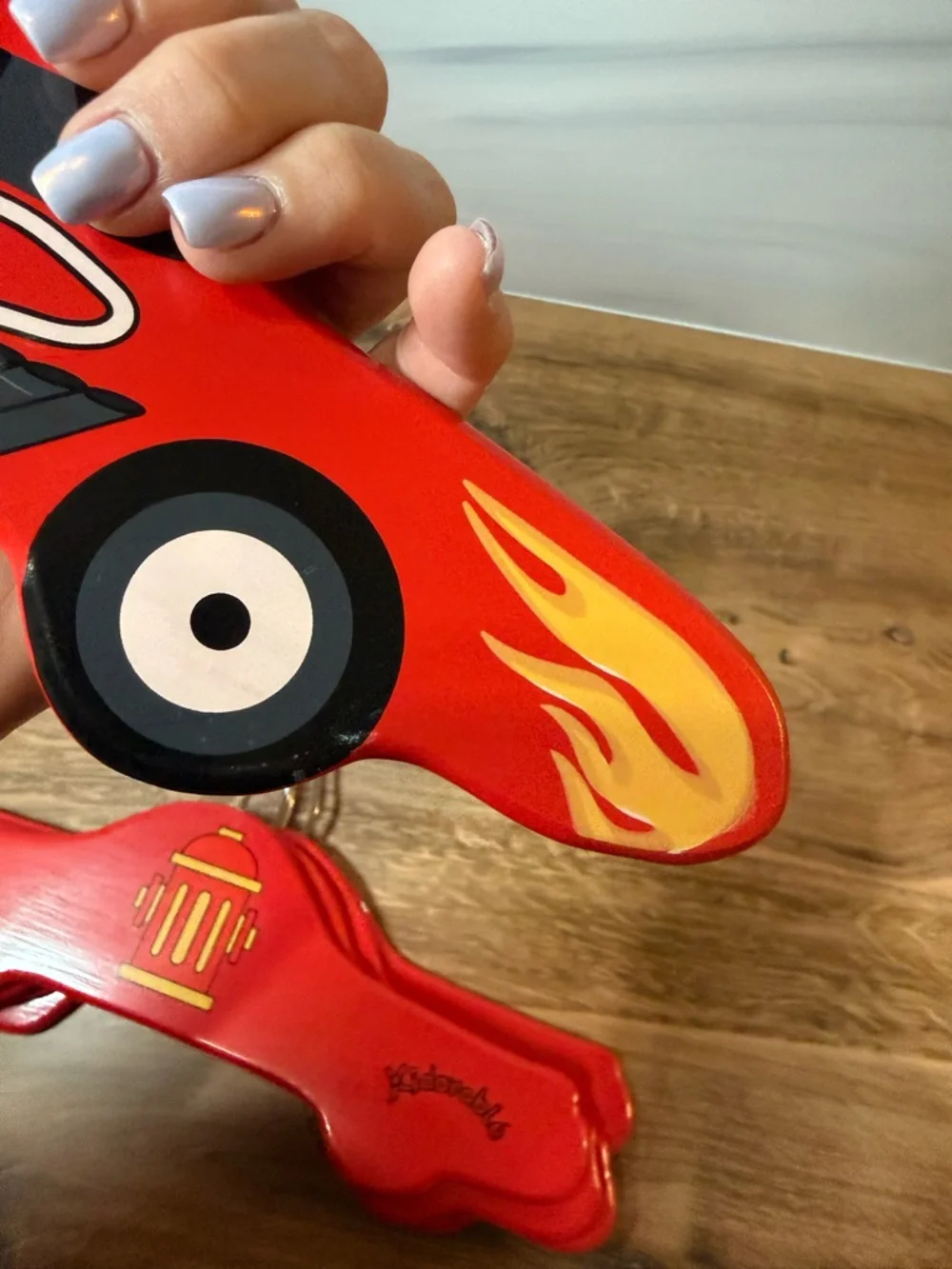Kidorable Fire Engine Wooden Hangers Set 5